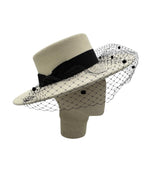 Carica l&#39;immagine nel visualizzatore di Gallery, Melania con veletta
