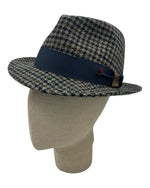 Carica l'immagine nel visualizzatore di Gallery, Cappello pied de poule Alfonso d’Este
