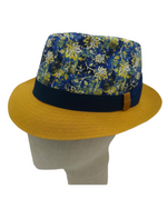 Carica l'immagine nel visualizzatore di Gallery, Cappello Marone
